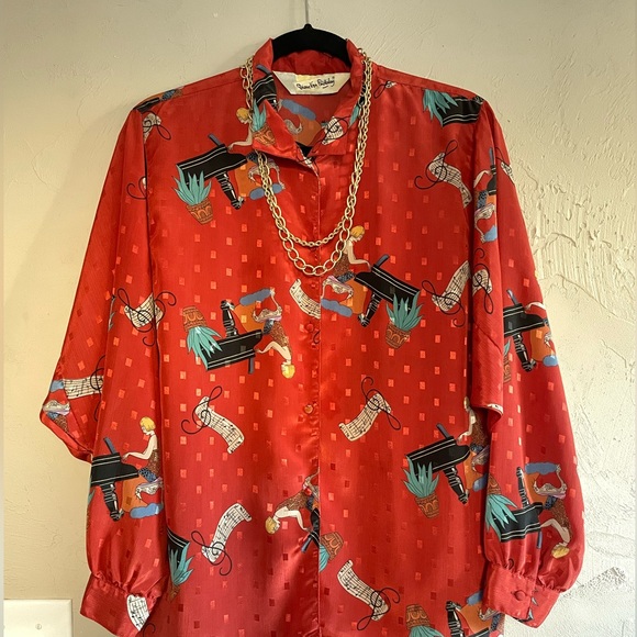 Beautiful Vintage DVF blouse - Picture 14 of 15